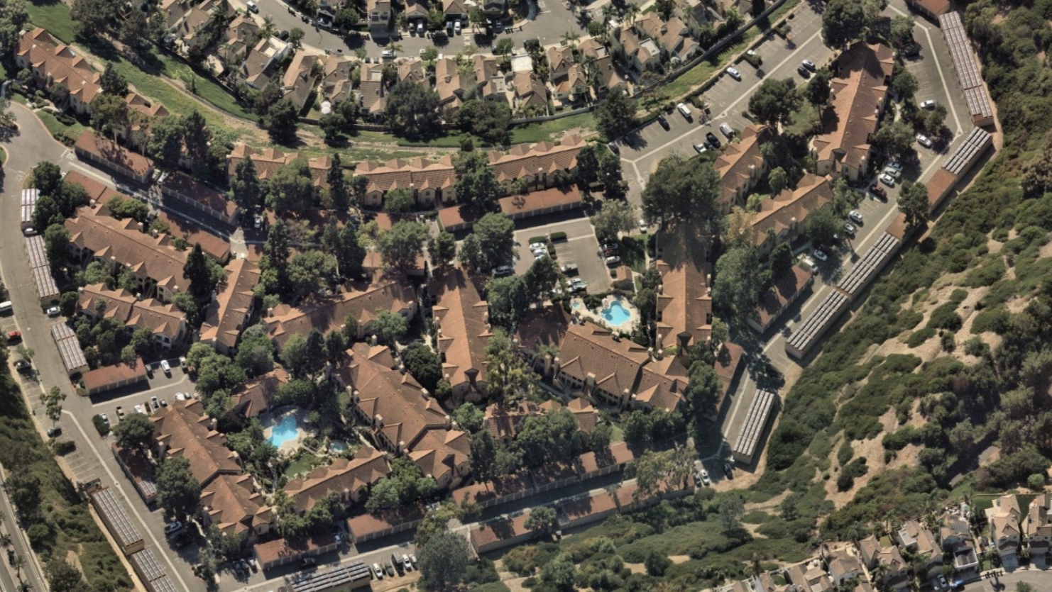 181.5kW HOA community solar installation on garage rooftops in San Clemente by Keen Energy